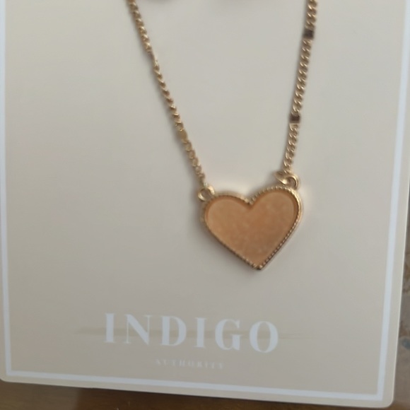 Indigo Authority Necklace & Earrings - Picture 3 of 3